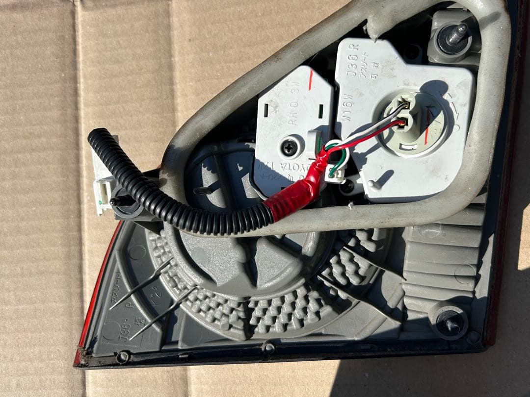 ゼロクラウン　アスリート　後期テールランプ