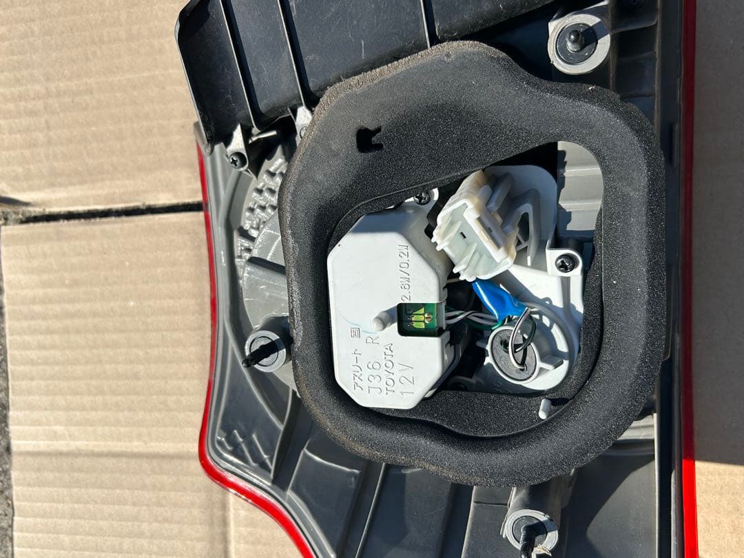 ゼロクラウン　アスリート　後期テールランプ