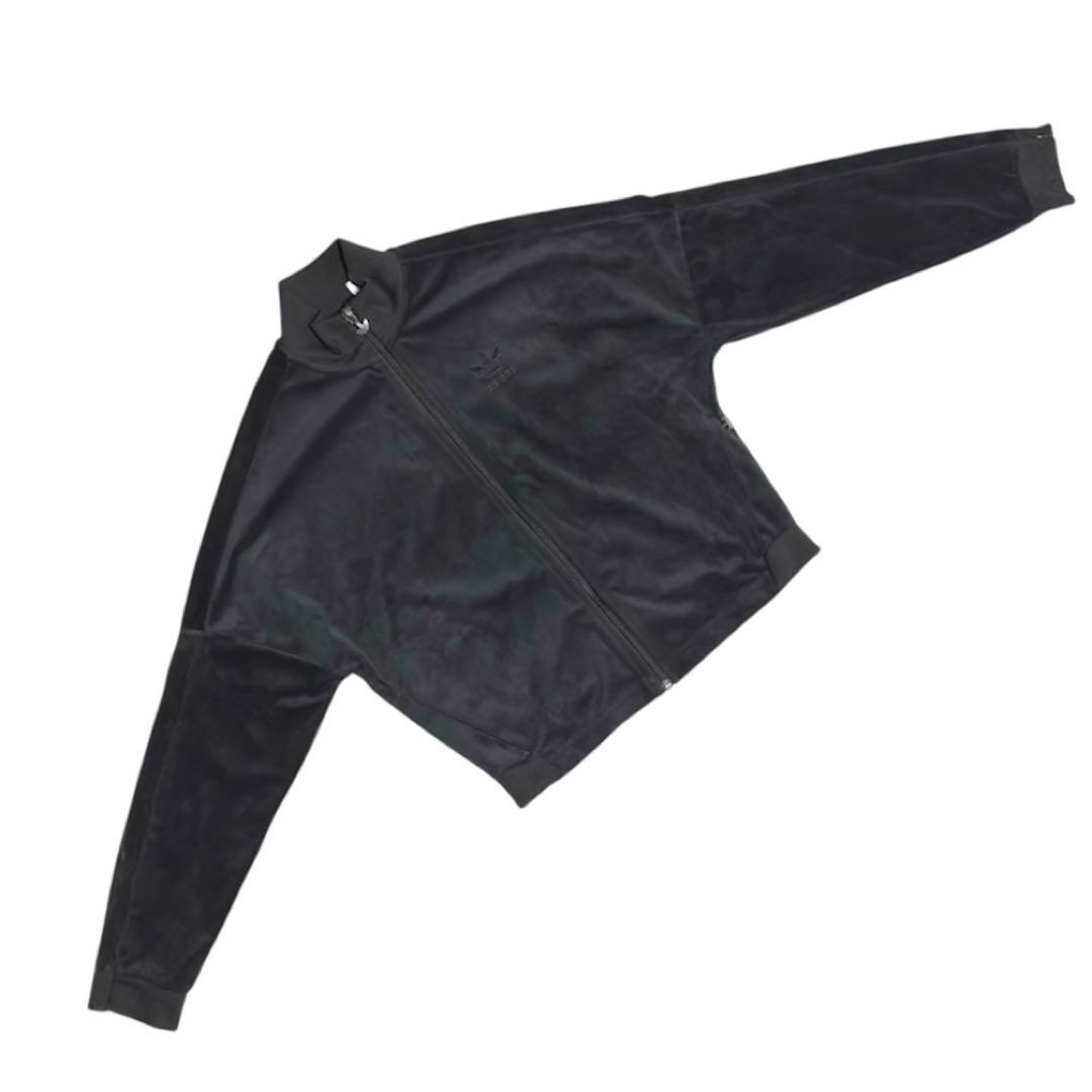 adidas originals デカロゴ ソフトベロアトラックジャケット