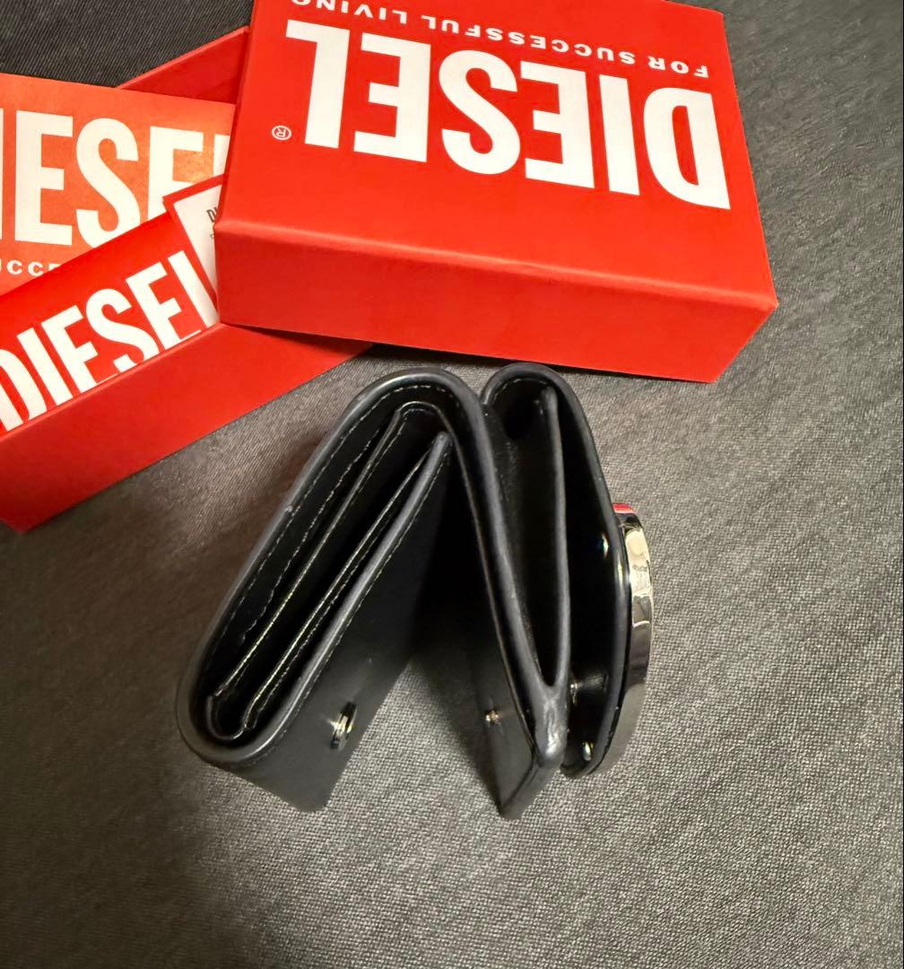 DIESEL ブラック 三つ折り財布 ミニウォレット ディーゼル