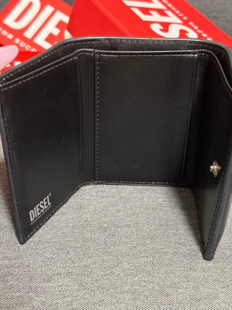 DIESEL ブラック 三つ折り財布 ミニウォレット ディーゼル