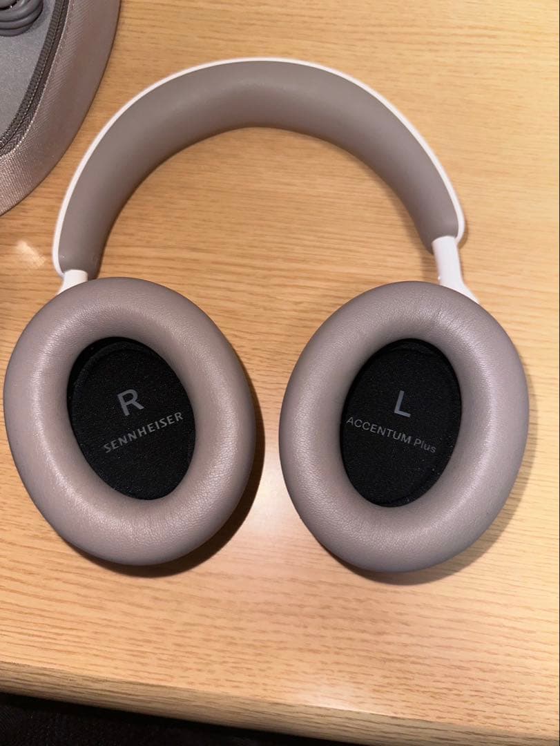 Sennheiser Accentum Plus ワイヤレスヘッドホン