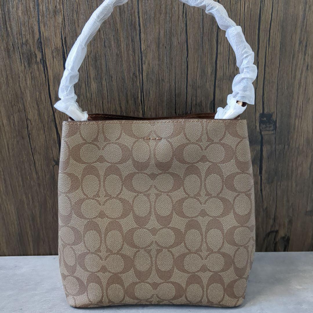 【新品】COACH　スモール タウン バケット バッグ シグネチャー キャンバス