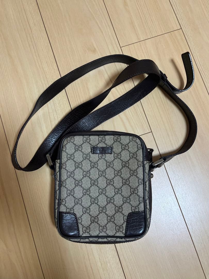 GUCCI ショルダーバッグ グレー ブラック