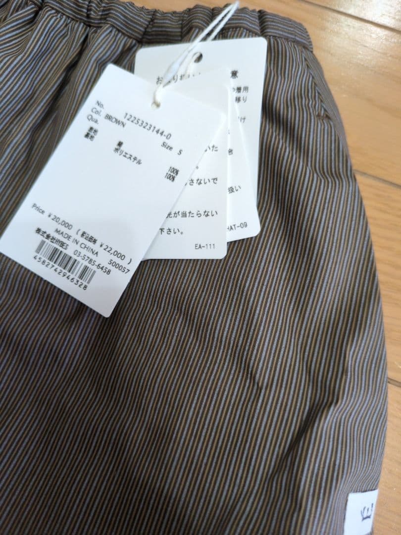 新品タグ付き　エトレトウキョウ　ストライプバルーンショートパンツ　　Sサイズ