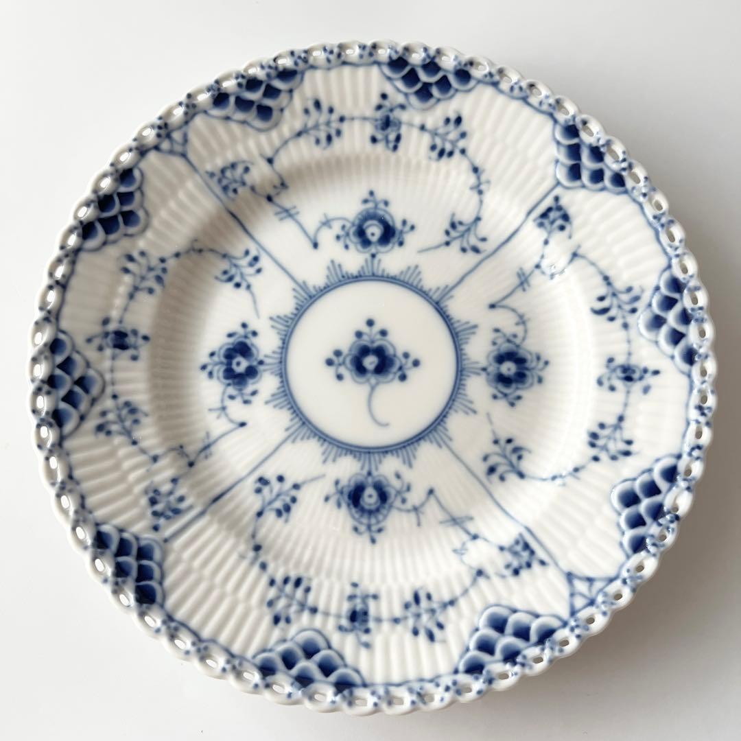 ロイヤルコペンハーゲン ブルーフルーテッド フルレース プレート2枚