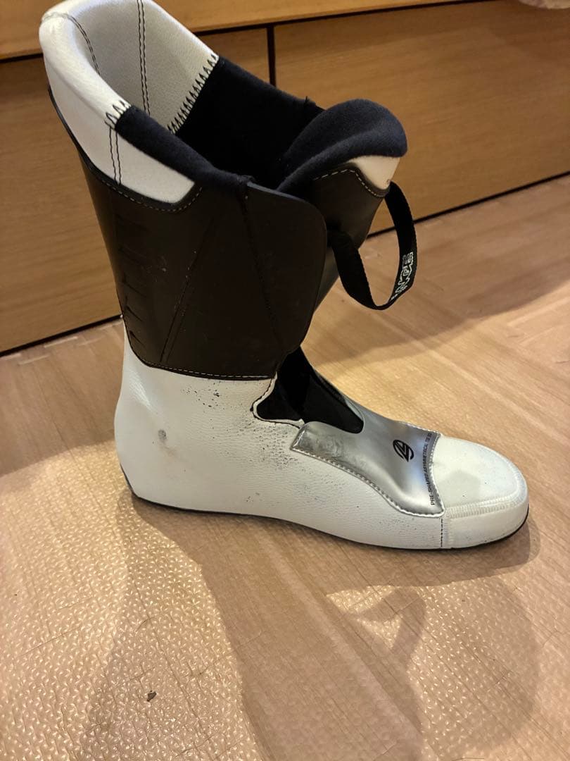 LANGE RX 100 スキー用ブーツ