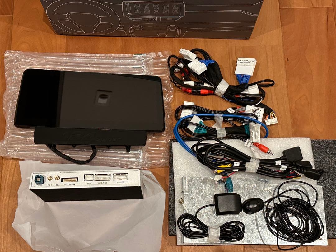 アバルト124スパイダー CAR MULTIMEDIA SYSTEM