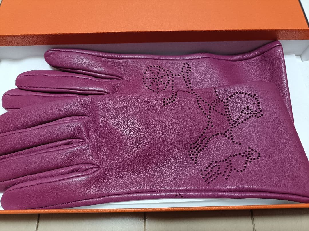HERMES ピンク レザー手袋　サイズS