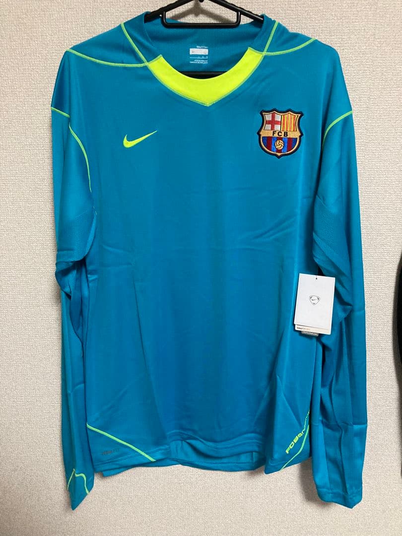 NIKE バルセロナ　長袖トレーニングシャツ　US Lサイズ 未使用品