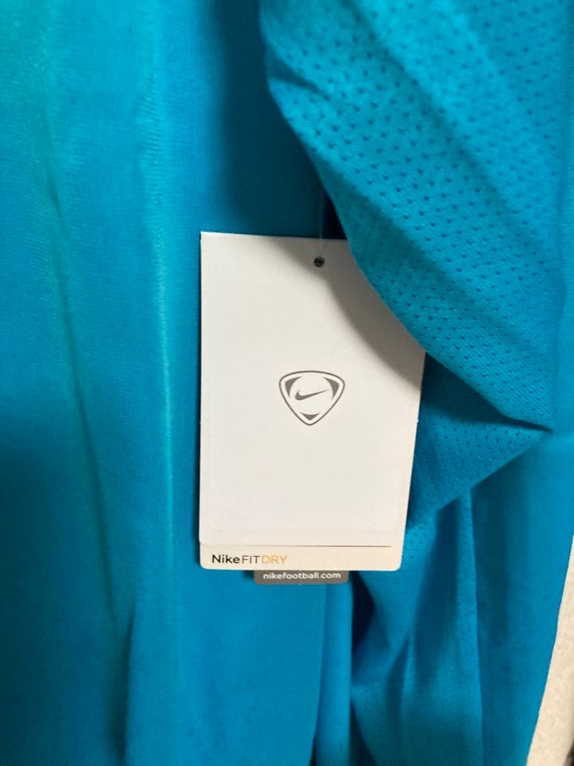 NIKE バルセロナ　長袖トレーニングシャツ　US Lサイズ 未使用品