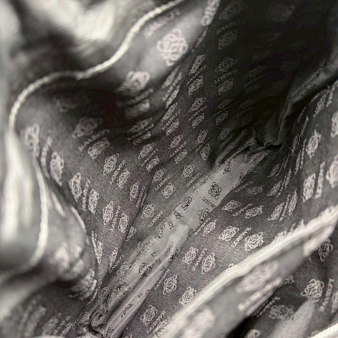 極美品✨ロエベ フラメンコ ショルダーバッグ 巾着型 アナグラム ブラック