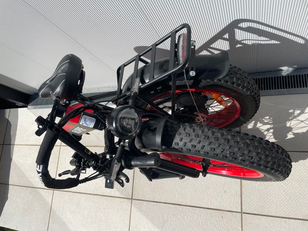 SUNPIE 電動アシスト自転車 折りたたみ式 電動自転車 走行少ない 黒/赤