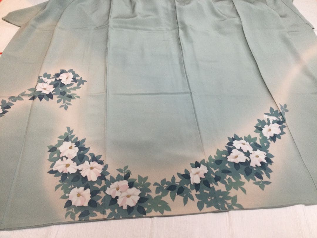 トールサイズ　付け下げ訪問着‼︎ 手描き　シルエット　秘色系統