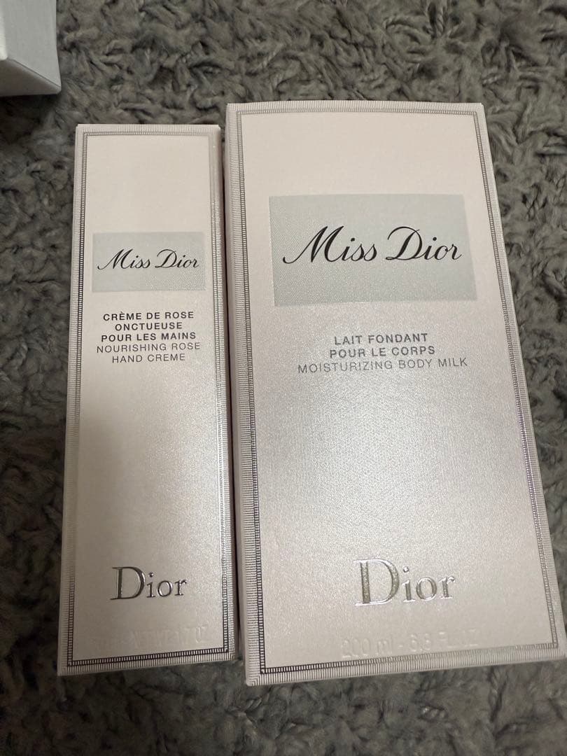 Miss Dior ハンドクリーム＆ボディミルク セット