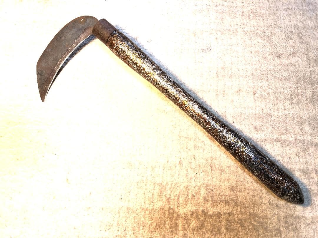 【 螺鈿括れ柄鎌 】　時代品