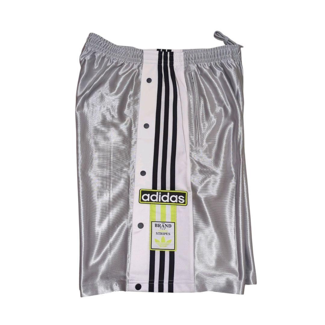 S】アディダス シーズン 2 メガブレイク ハーフパンツ シルバー ✨新品✨