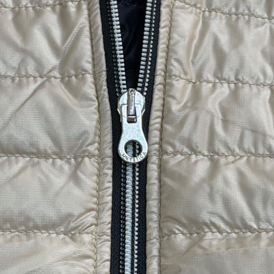 16420✨デュベティカ 42 L ダウンベスト Dロゴ フード ホワイト