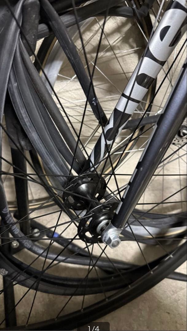 ピストバイク用　ホイール　タイヤ・コグ・ロックナット付き