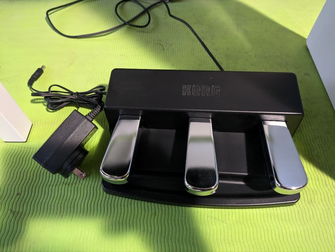 超美品 KORG 88鍵盤 電子ピアノLP-180 椅子セット