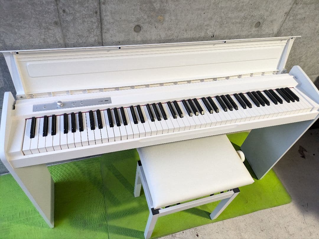 超美品 KORG 88鍵盤 電子ピアノLP-180 椅子セット