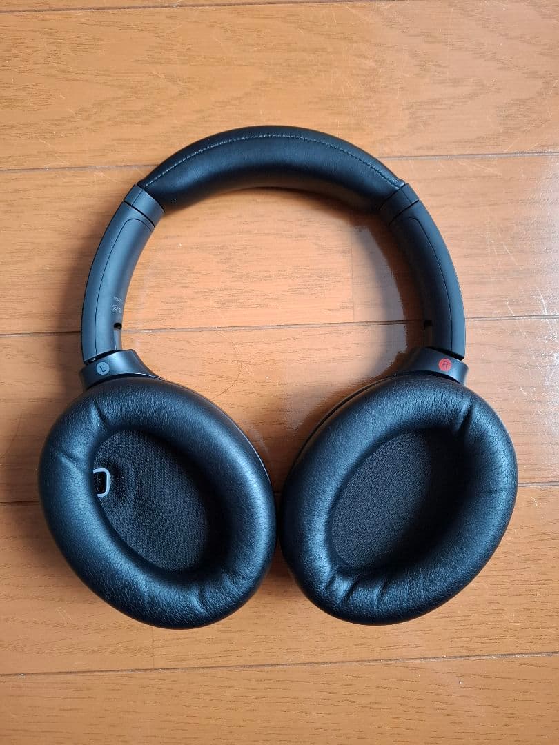 Sony WH-1000XM4（ブラック）ワイヤレスヘッドホン