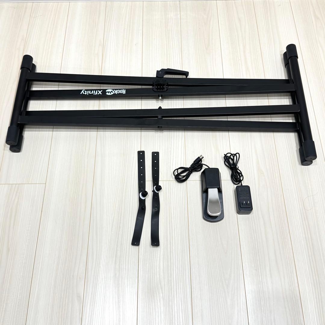 【美品】　CARINA カリーナ　電子ピアノ　88鍵盤　スタンド付き　キーボード