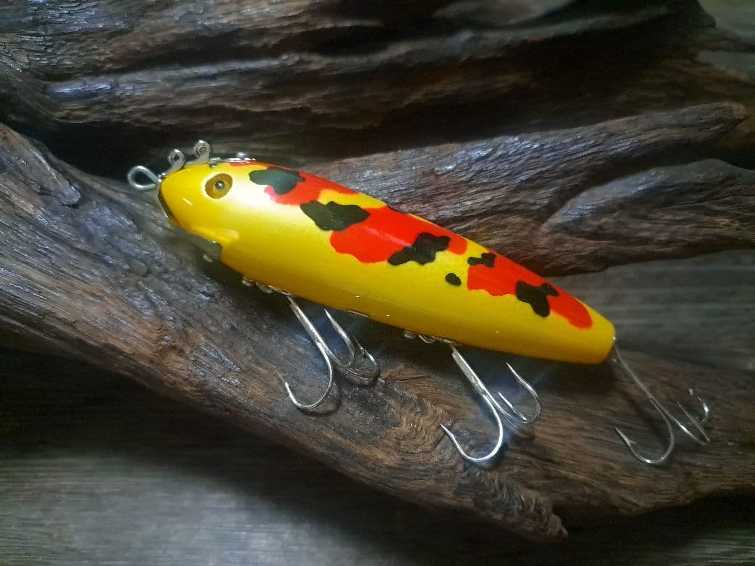 道楽　DOWLUCK 　ドウラク　ドライビングミノー　錦鯉　昭和三色