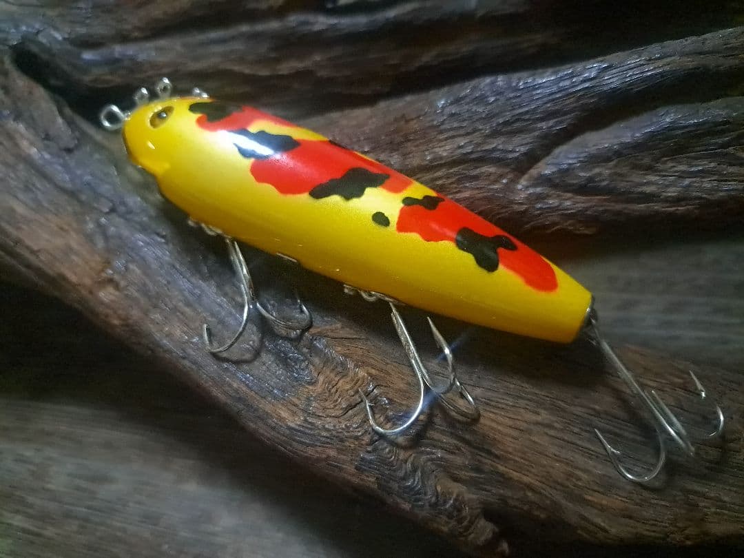 道楽　DOWLUCK 　ドウラク　ドライビングミノー　錦鯉　昭和三色