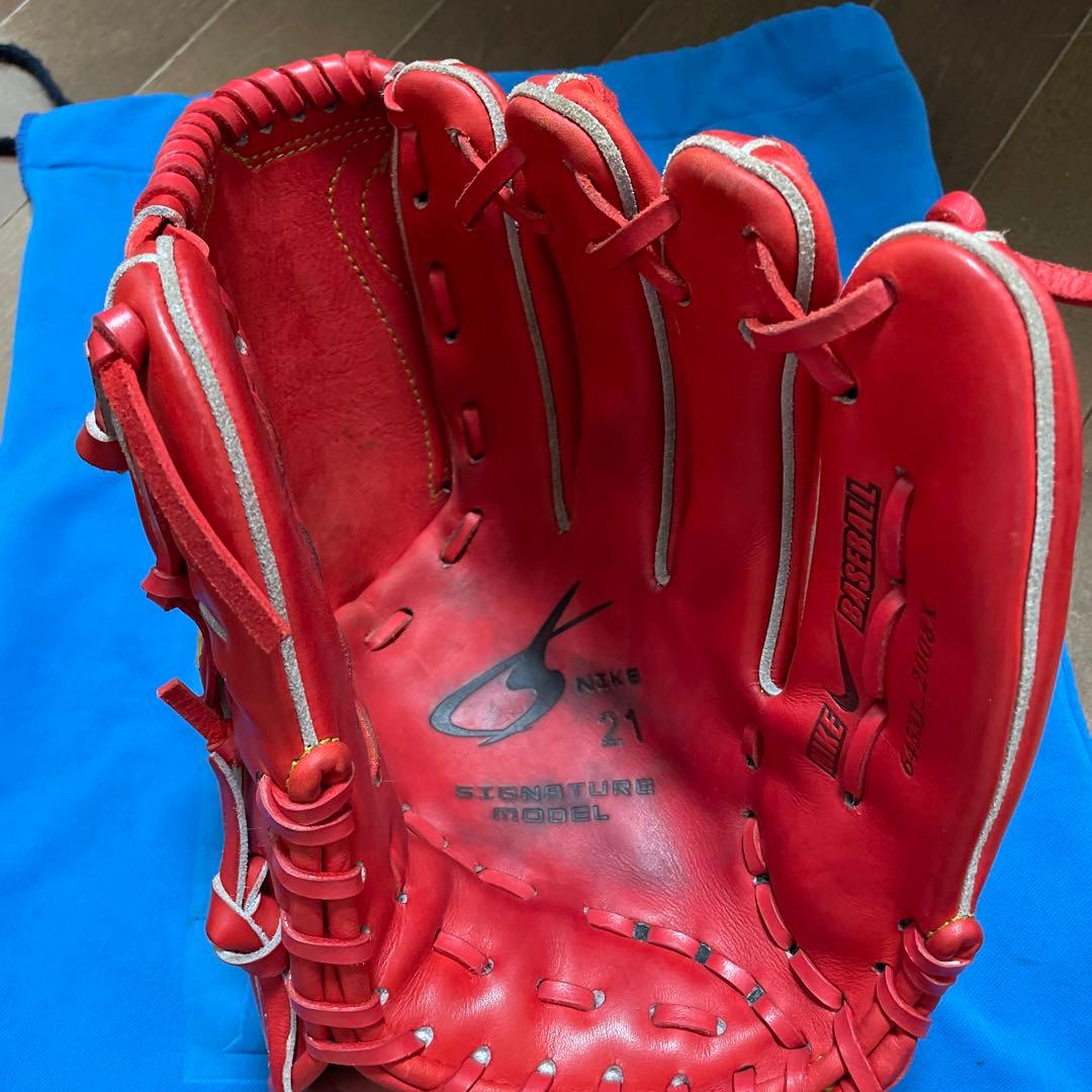 Nike 硬式グローブ 21 赤