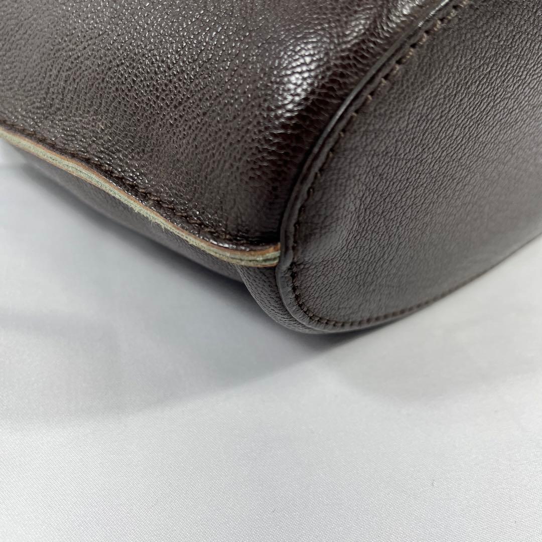 ✨ Miu Miu アーカイブ ワンショルダーバッグ オールレザー リボン