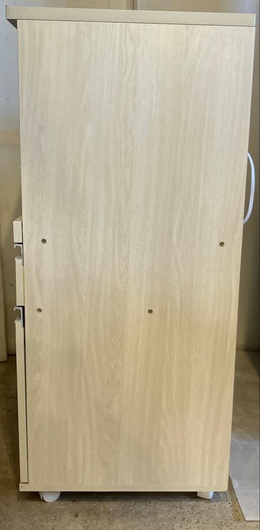 ニトリ　レンジボード キッチンボード　キッチン収納　コンセント穴有り