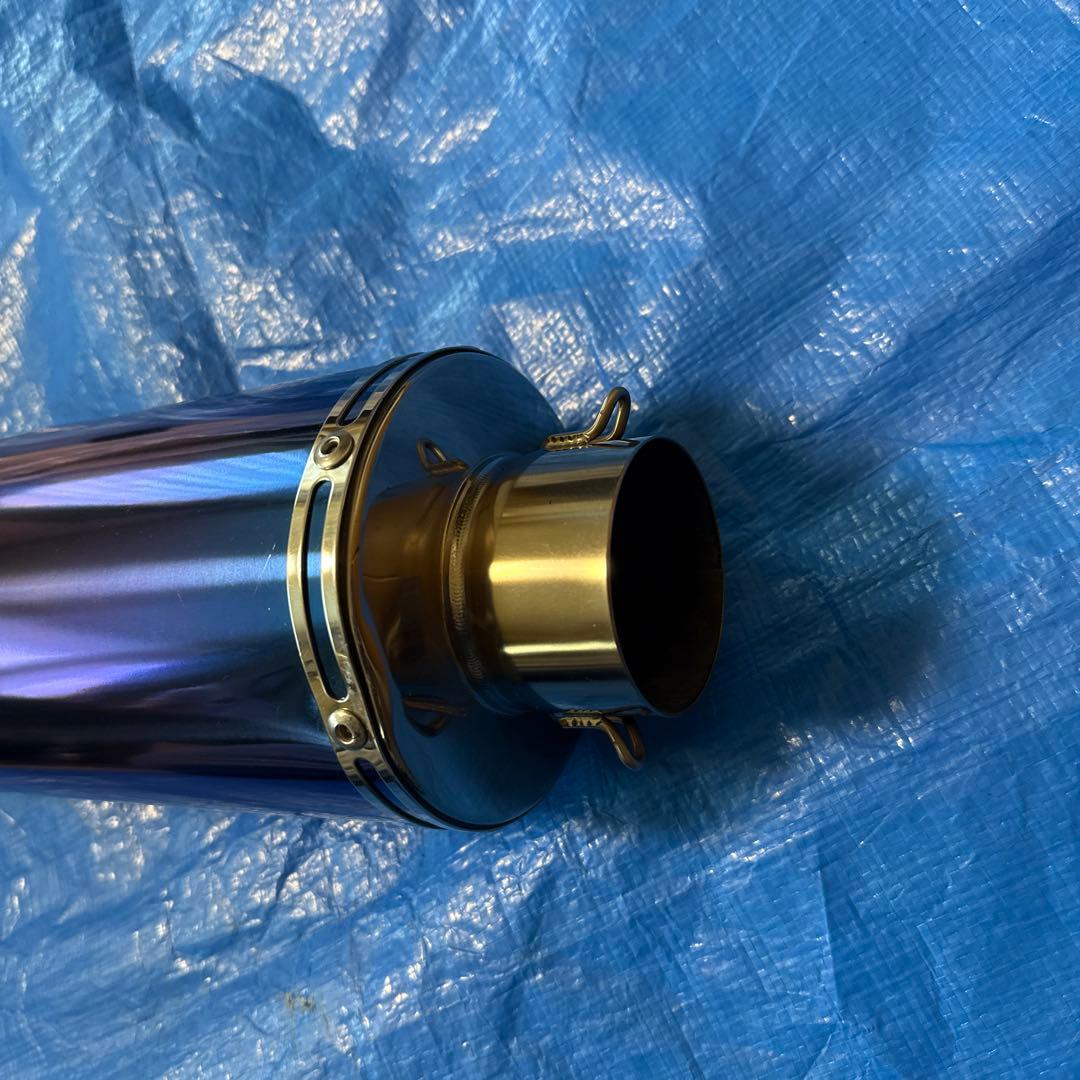 ワイバン製グラデーションチタンマフラー