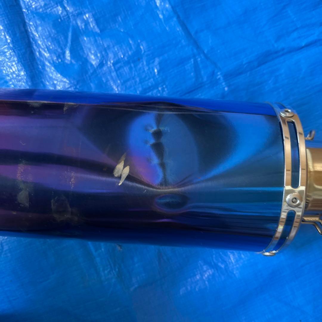 ワイバン製グラデーションチタンマフラー