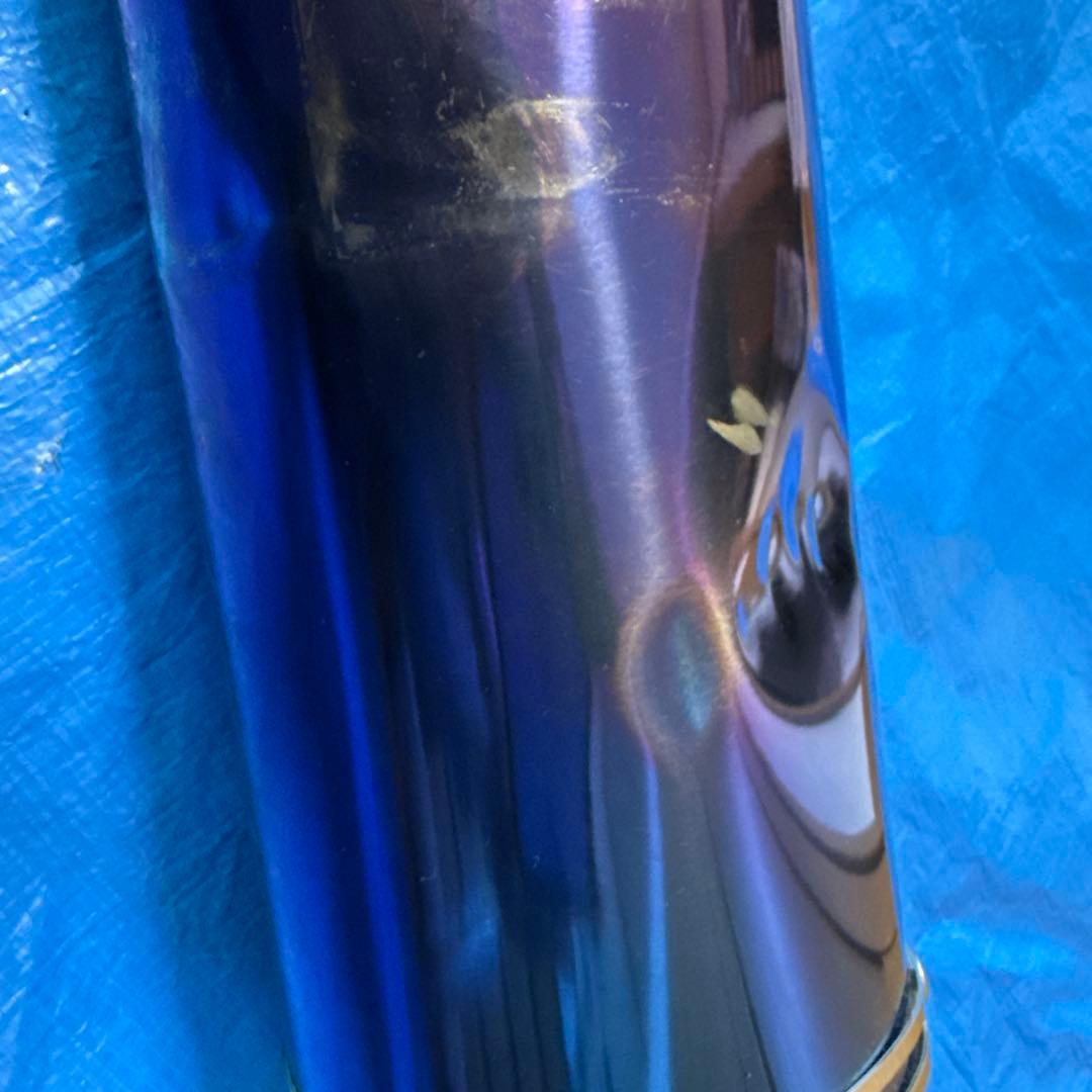 ワイバン製グラデーションチタンマフラー