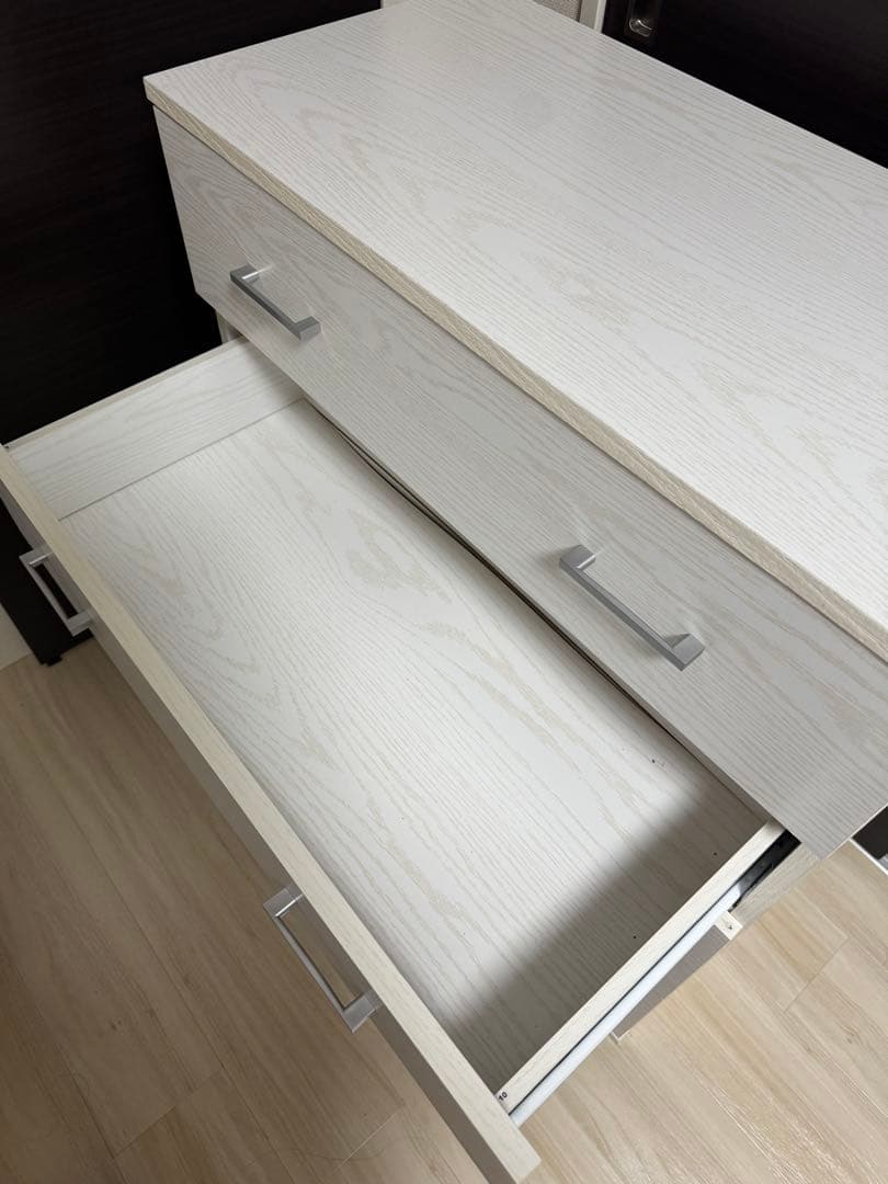 ニトリ　チェストタンス 4段　高さ90cm