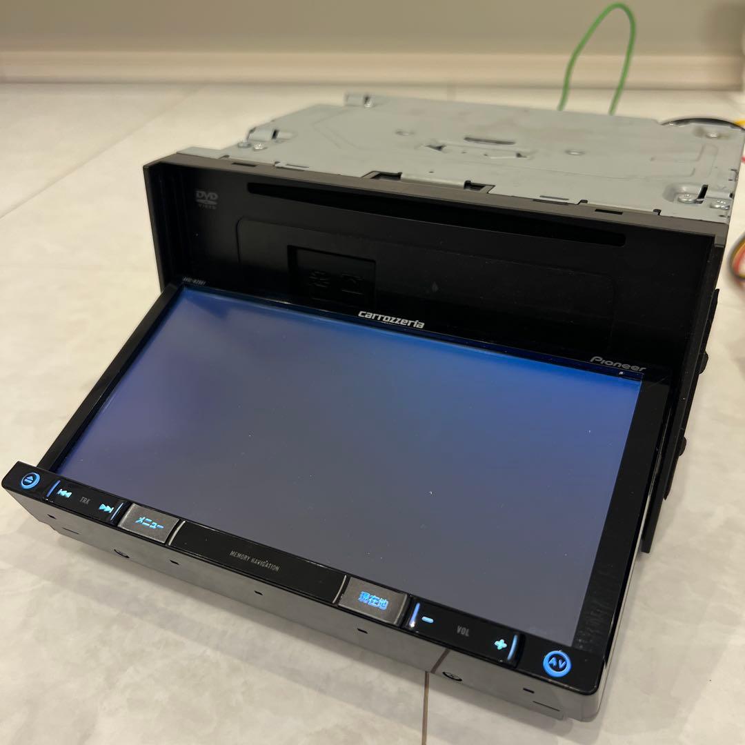 Pioneer カロッツェリア　AVIC-RZ501 カーナビ　中古