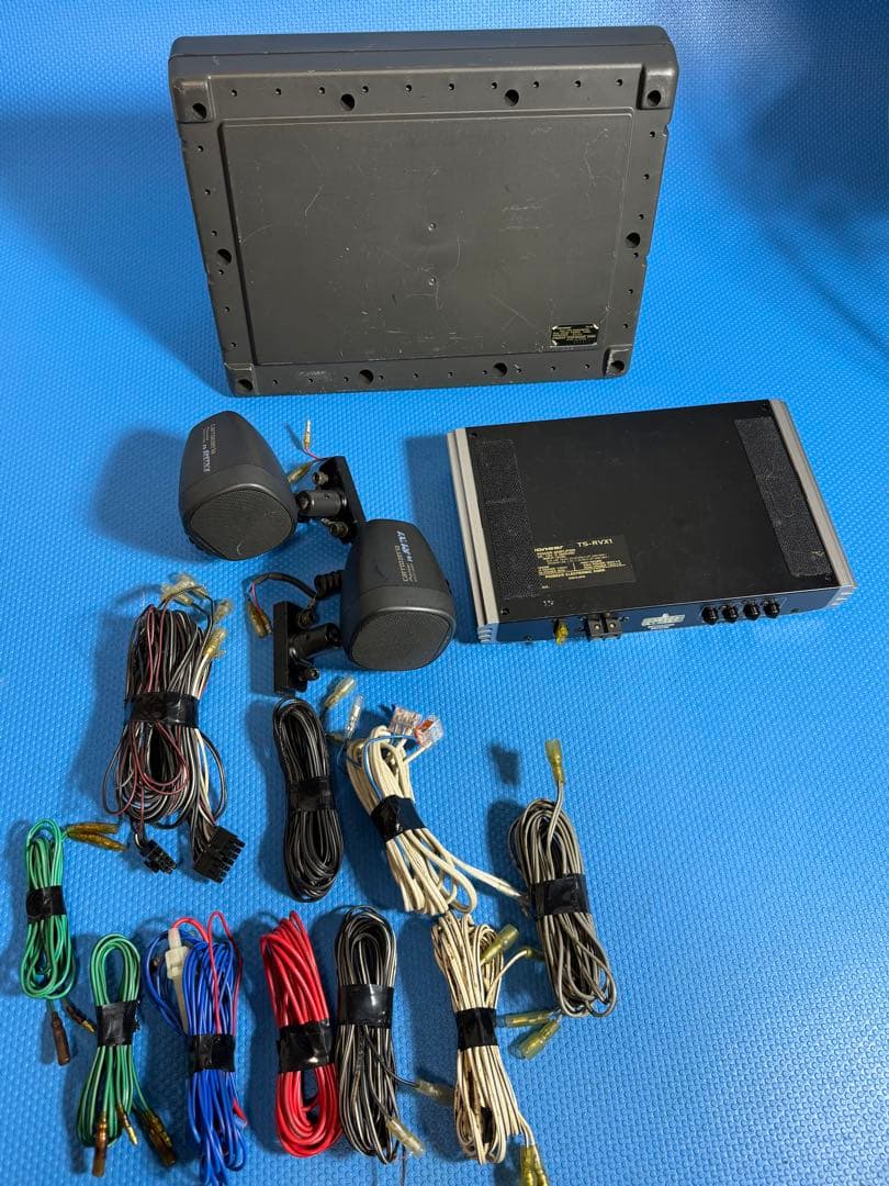 carrozzeria　TS-RVX1 サブウーファー　パワーアンプ