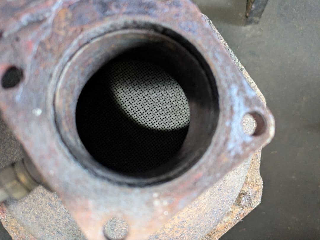 いすずDPD／DPFマフラー　ジャンク