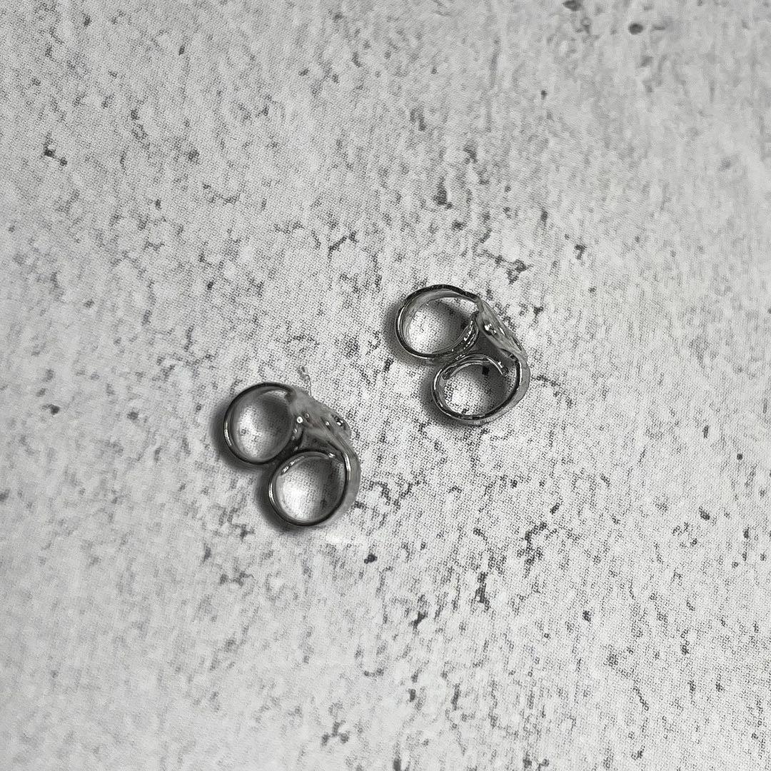 ヴィヴィアンウエストウッド ピアス Love