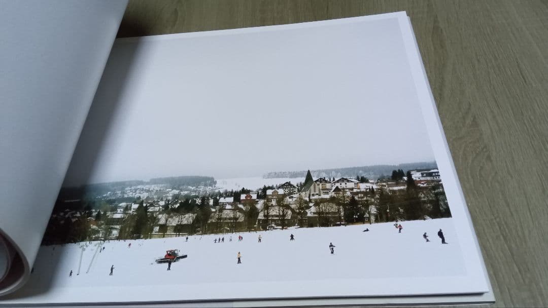 ピーター・ビアロブルゼスキ Peter Bialobrzeski Heimat