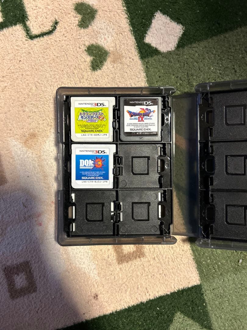 スクウェア・エニックス ゲームソフトセット　ドラゴンクエスト　収納ケース付き