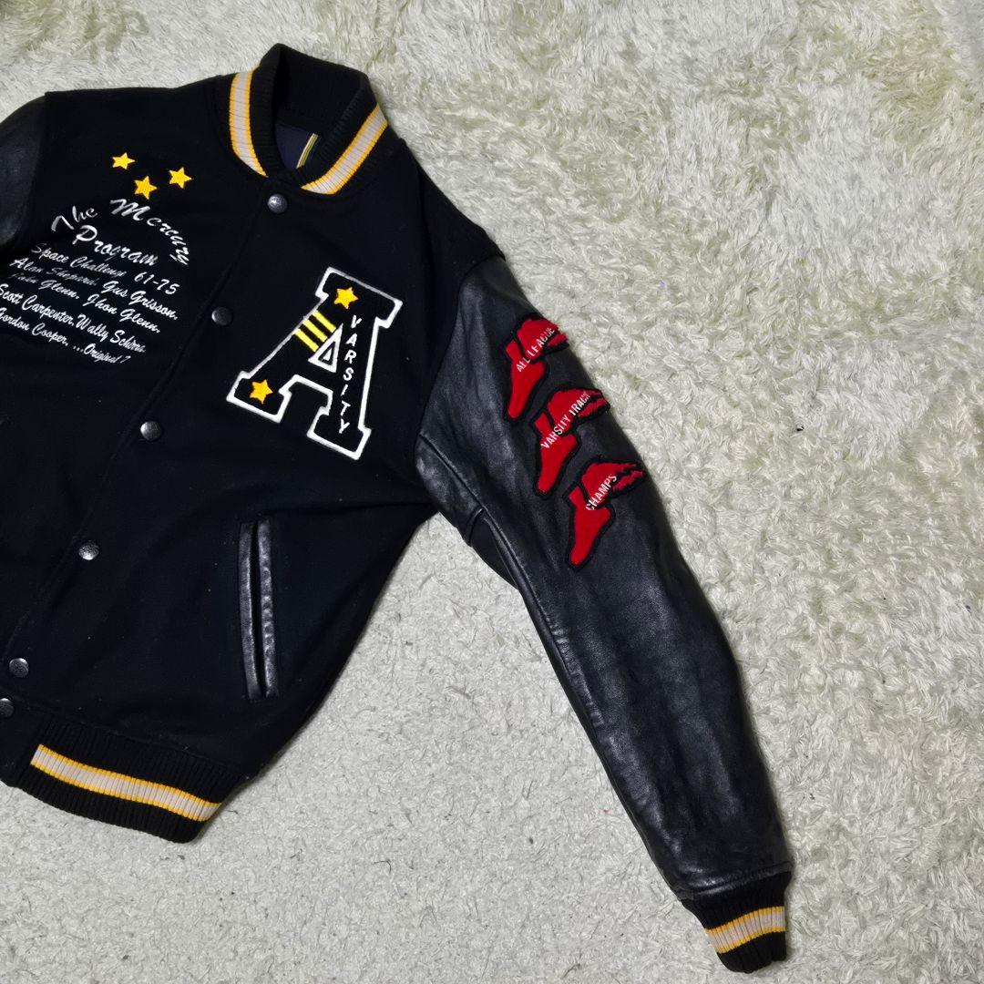 激レア　アヴィレックス　M　虎　バーシティ　レザージャケット　スタジャン　黒