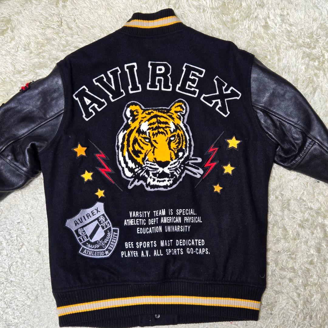激レア　アヴィレックス　M　虎　バーシティ　レザージャケット　スタジャン　黒