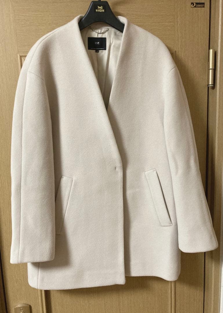 23区　ダブルクロスベロア Vカラーコート　ライトベージュ系　38 M サイズ