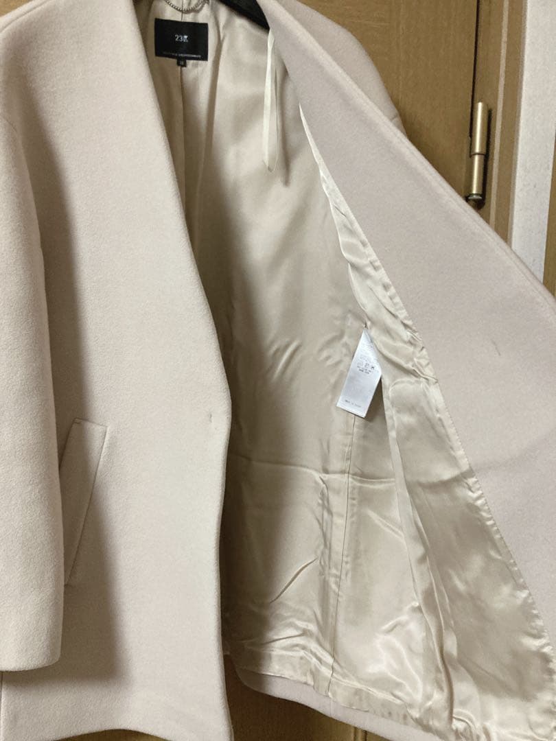 23区　ダブルクロスベロア Vカラーコート　ライトベージュ系　38 M サイズ