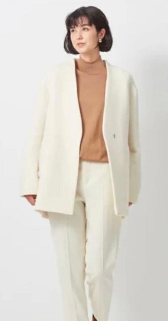 23区　ダブルクロスベロア Vカラーコート　ライトベージュ系　38 M サイズ