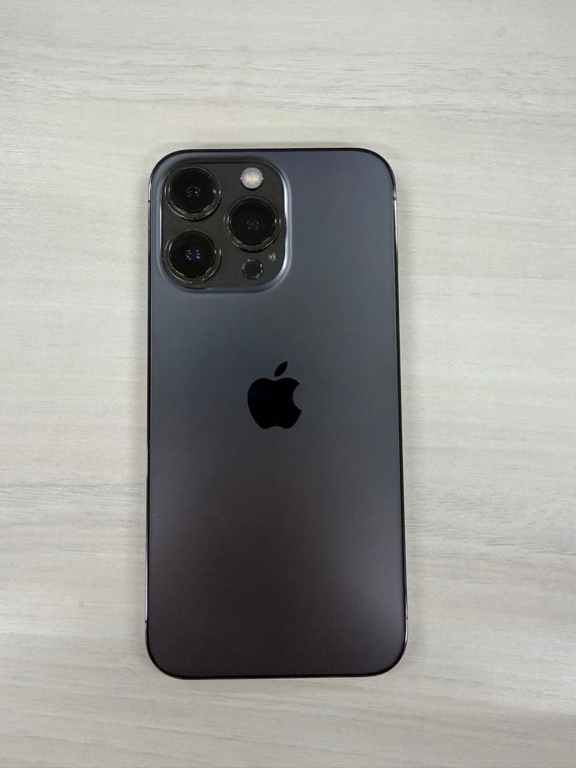 パ*ダ様 Apple iPhone 13 Pro グラファイト 本体