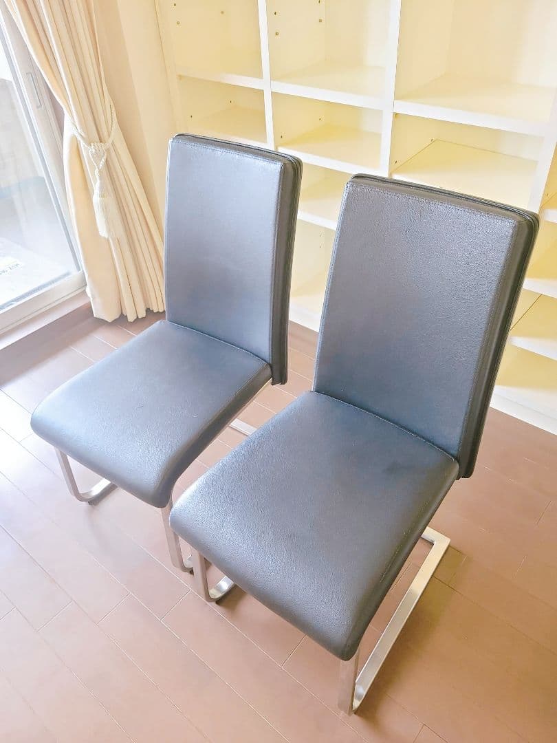 ①ダイニングチェア　Newダヴィンチ