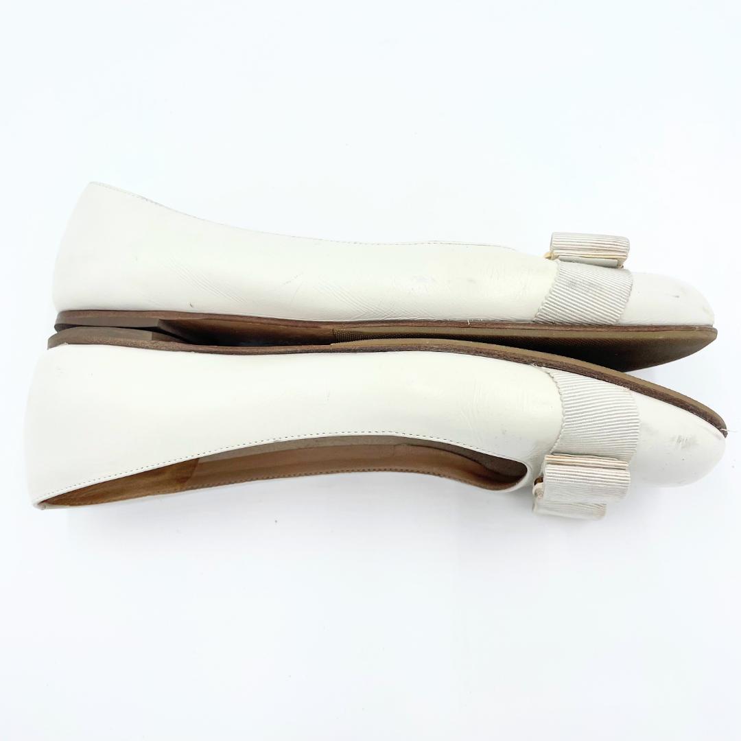 Salvatore Ferragamo フラットパンプス　ヴァラリボン　23.5